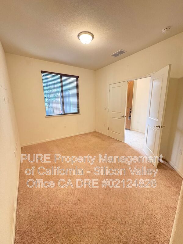 Building Photo - 2712 Ferrara Cir
