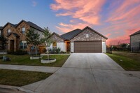 Building Photo - 2221 Wooded Run Trl