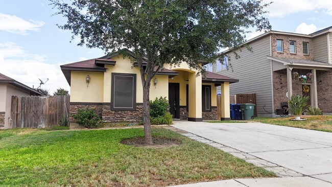 Building Photo - 4409 Gloria Dr