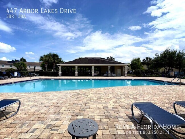 Building Photo - 447 Arbor Lakes Dr