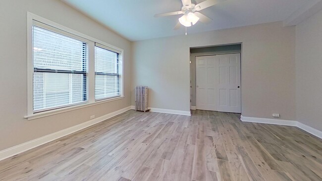 Interior Photo - 601 W. Deming Pl