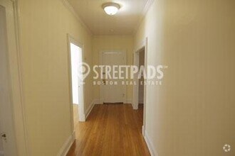 Building Photo - 2 bedroom in Boston MA 02135