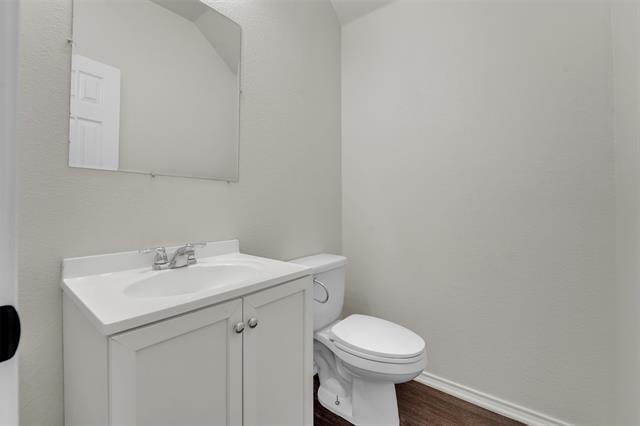 Building Photo - 338 Castleridge Dr