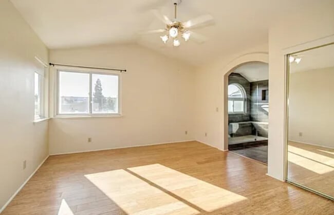 Building Photo - 10153 Gatemont Cir