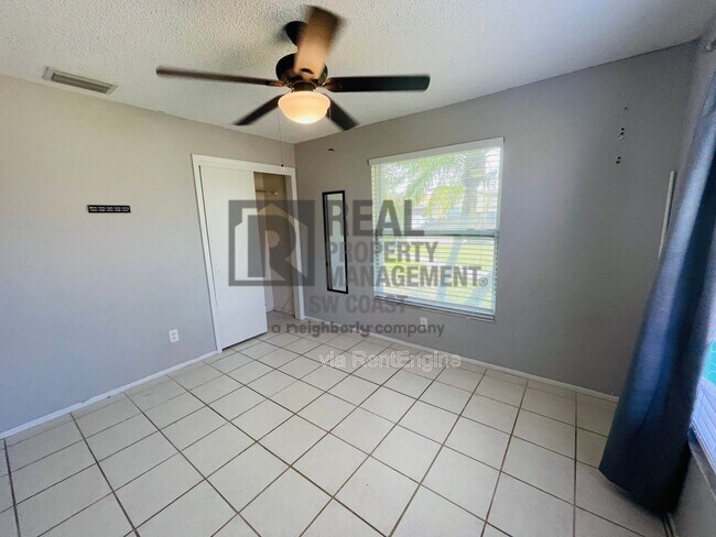 Building Photo - 6124 Principia Dr