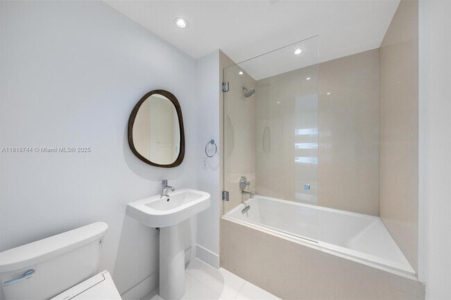 Building Photo - 1040 Biscayne Blvd