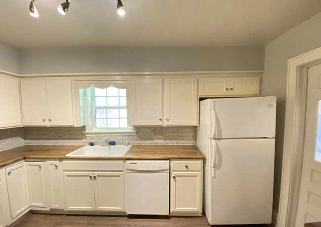 Building Photo - 3 BED 2 BATH NEAR OU MEDICAL CENTER