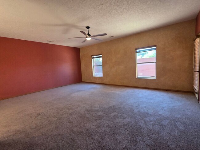 Building Photo - 8152 Eagledancer Ave