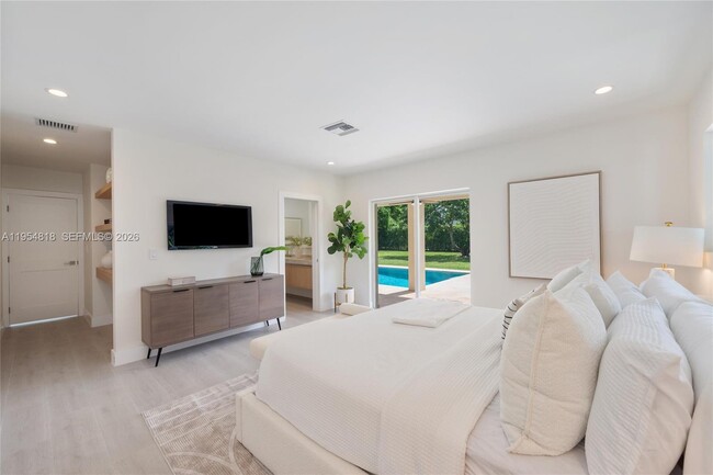 Building Photo - 7460 SW 126th St