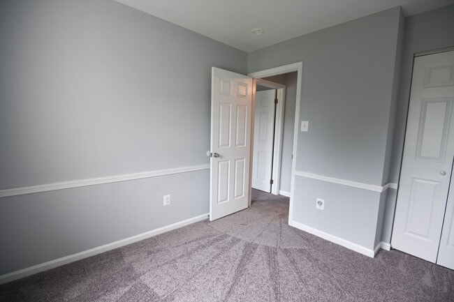 Building Photo - Charming Updated Home in Millersville!