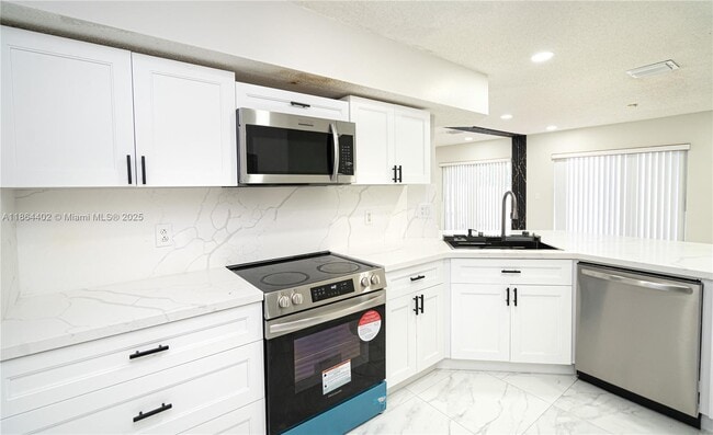 Building Photo - 12615 SW 53rd St