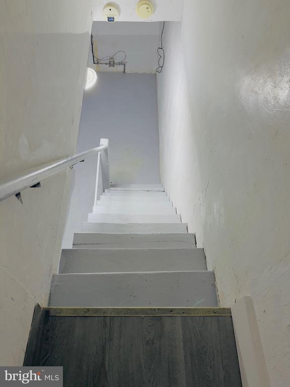 Building Photo - 504 Millbank Rd