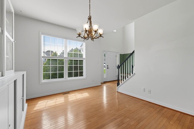 Building Photo - 22030 Lake Jordan Dr