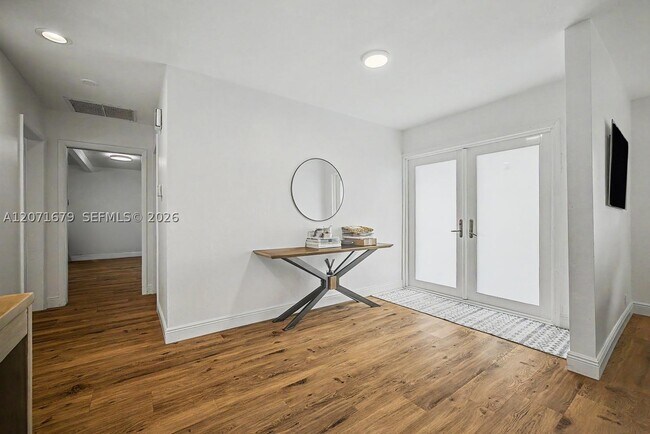 Building Photo - 7100 SW 119th St