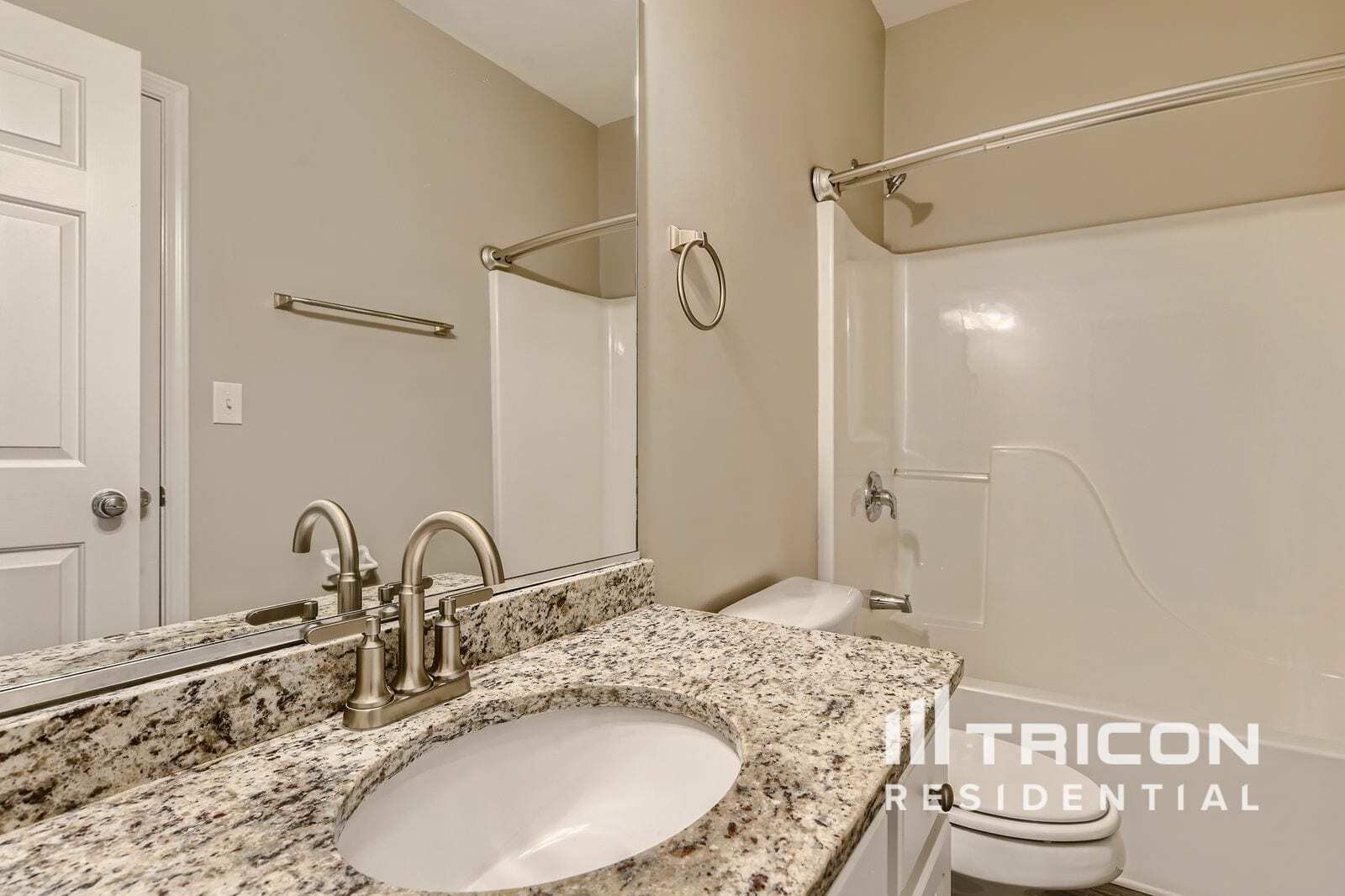 Building Photo - 529 Water Birch Way