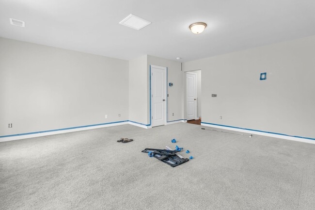 Building Photo - 1247 Tice Ln