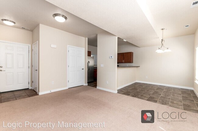 Building Photo - 2 br, 1.5 bath House - 520 S. 500 E.  #107