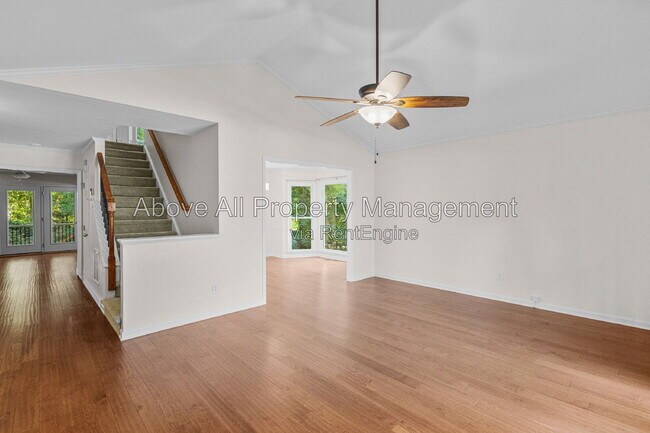 Building Photo - 1202 Belhaven Rd