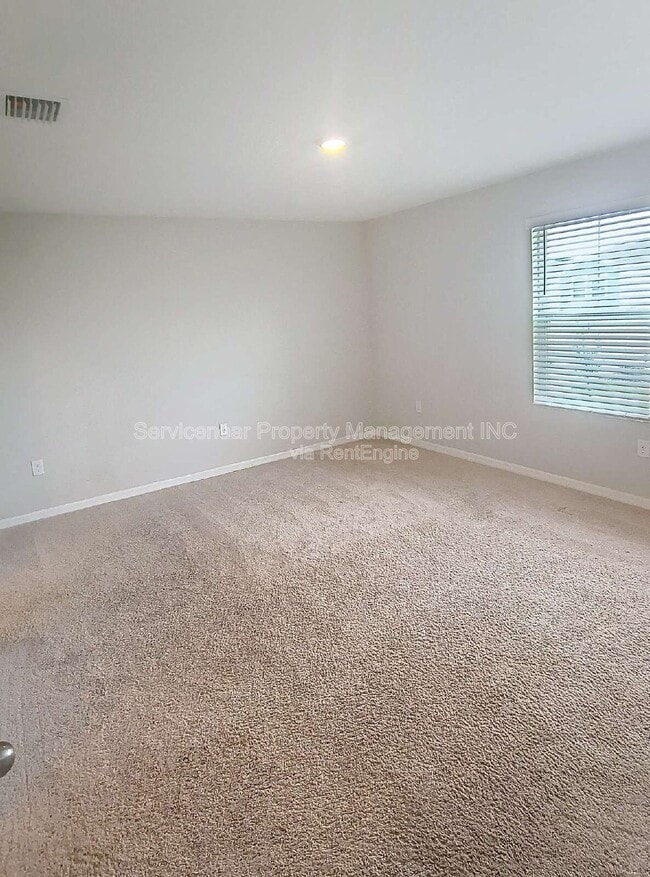 Building Photo - 12937 Camarillo Pl