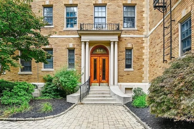 Building Photo - 856 Massachusetts Ave