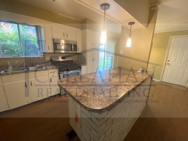 Building Photo - NLR 3 Bedroom Home