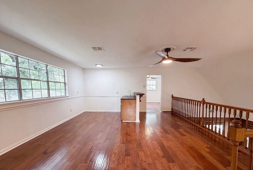 Building Photo - 5614 Spanish Oak Dr