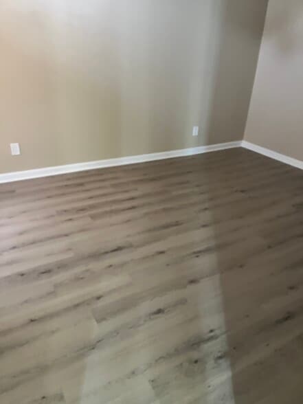Bedroom - 4880 Locust St NE