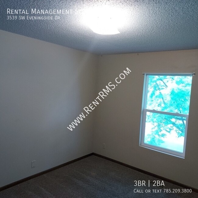 Building Photo - 3539 SW Eveningside Dr