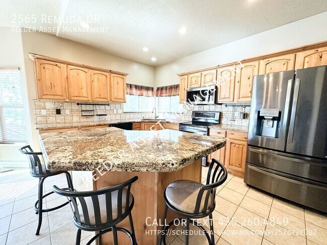 Building Photo - 2565 Remuda Dr