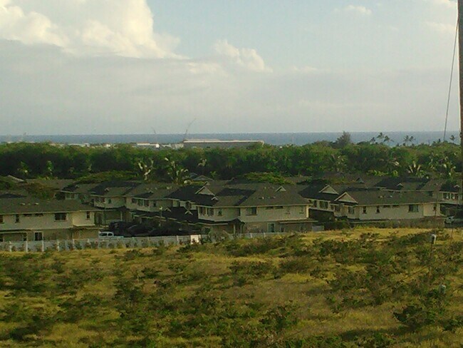 Building Photo - 92-353 Laaloa St