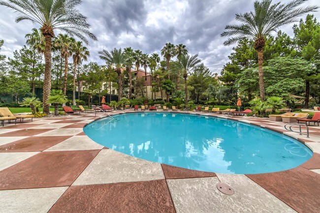 Building Photo - 230 E Flamingo Rd