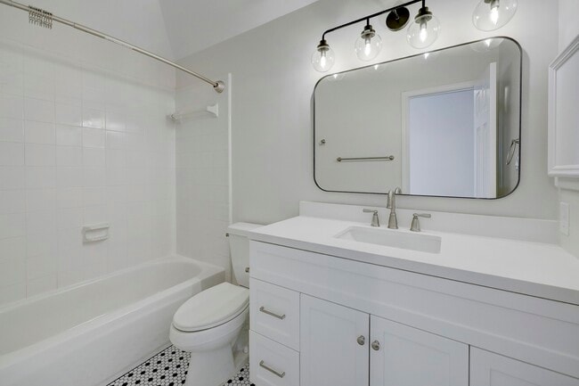 Building Photo - 3715 Graustark St