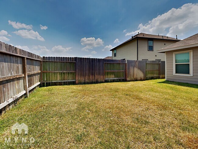 Building Photo - 18779 Faustina Way