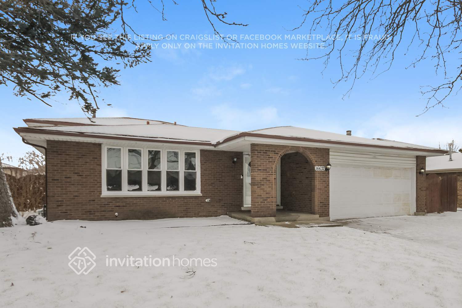 Building Photo - 16632 Parkview Ave