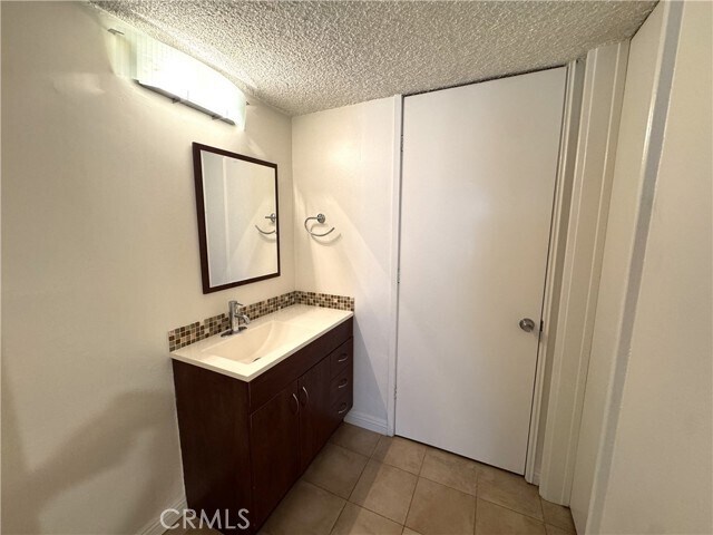 Building Photo - 6345 Green Valley Cir