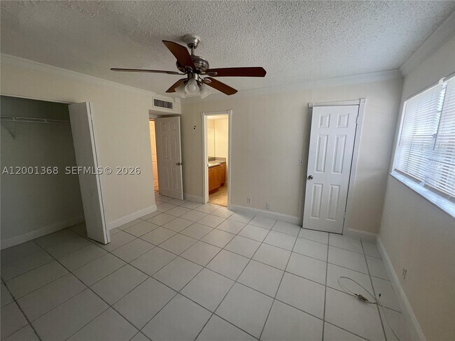 Building Photo - 3750 NW 115th Way