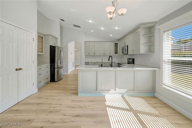 Building Photo - 12843 Fox Hollow Cir