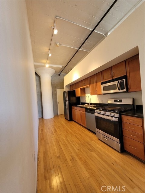 Building Photo - 420 San Pedro St