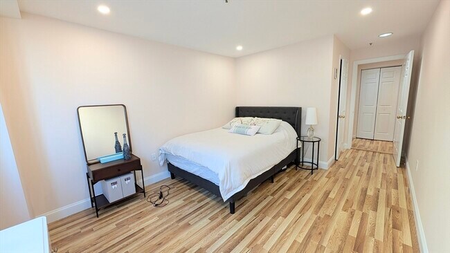 Building Photo - 350 Revere Beach Blvd