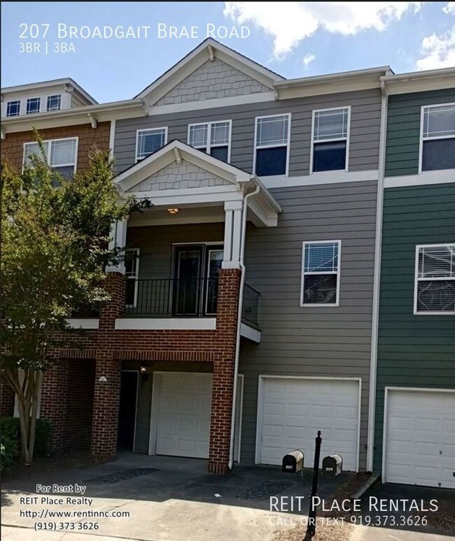 Primary Photo - 3 Bed/3 Bath Luxurious Townhouse in West Cary