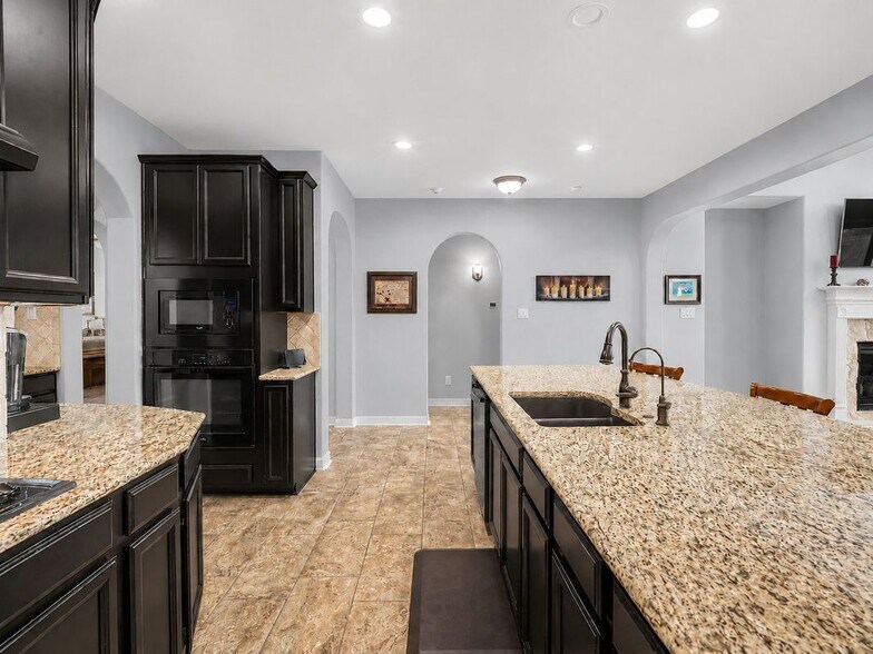Building Photo - 20614 Barchan Point Way