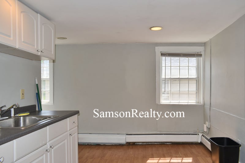 Building Photo - 84 Transit St