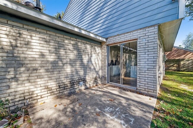 Building Photo - 13327 Harpers Bridge Dr