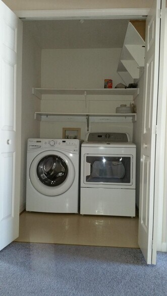 Laundry room on 3rd level - 8628 Indian Springs Rd