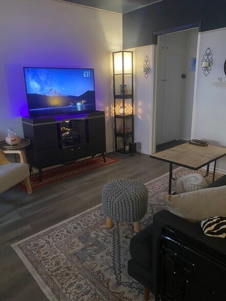 Building Photo - 5021 Atlantic Ave