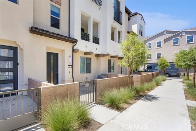Building Photo - 32078 Paseo Vibrantre