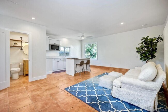 Building Photo - 1311 Crestridge Dr