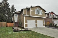 Building Photo - 6809 81st Dr NE