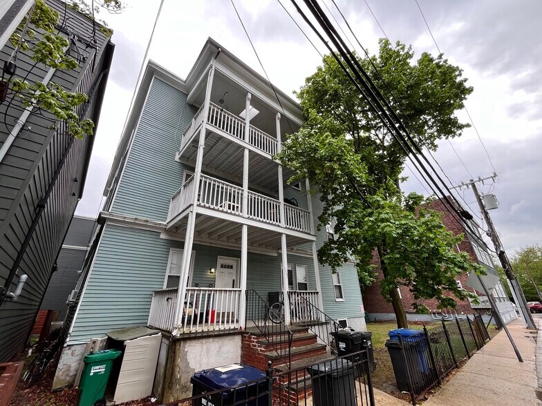 Building Photo - 350 Allston St