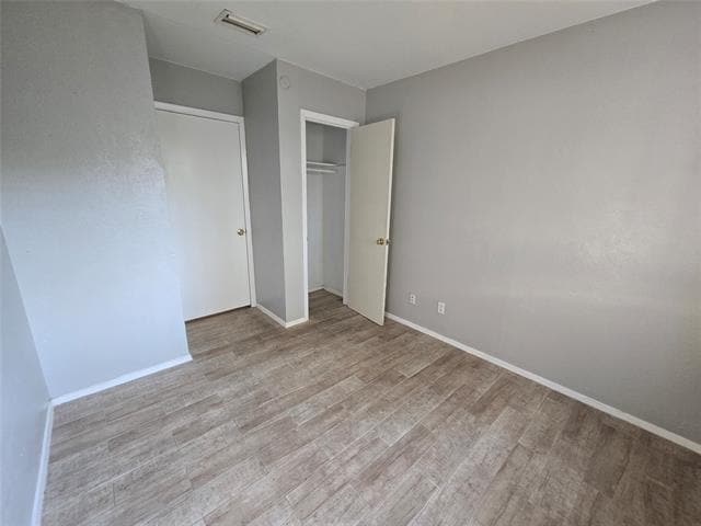 Building Photo - 6108 Lazy River Dr